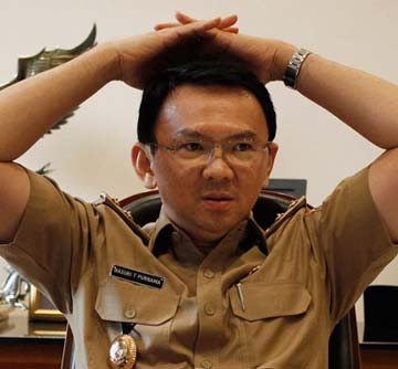 Ahok Penuhi Panggilan Bareskrim Mabes Polri Terkait Penistaan Agama
