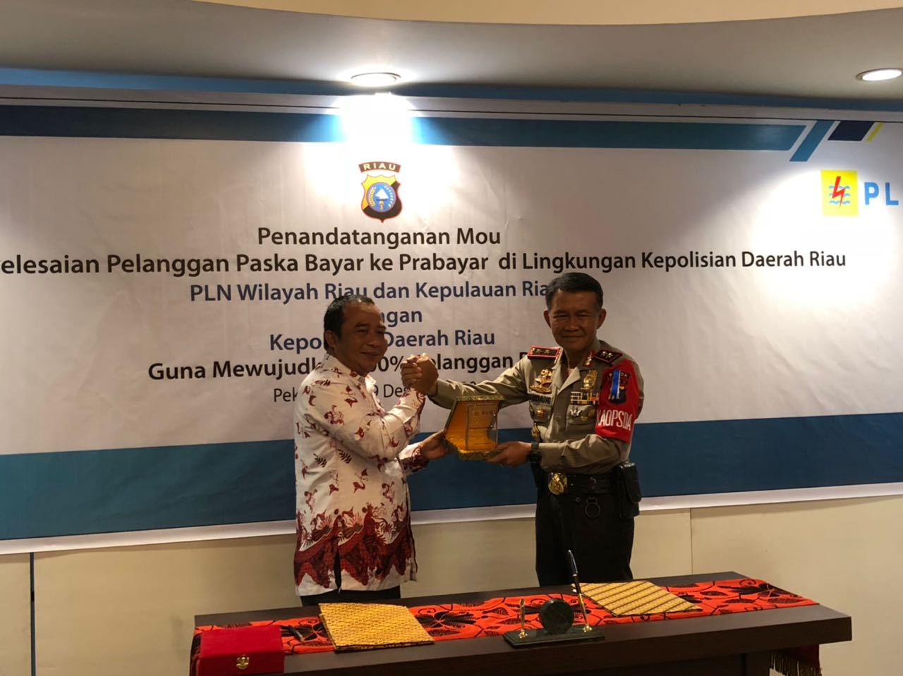 Polda Riau Dukung Terwujudnya 100% Program Prabayar PLN di Riau