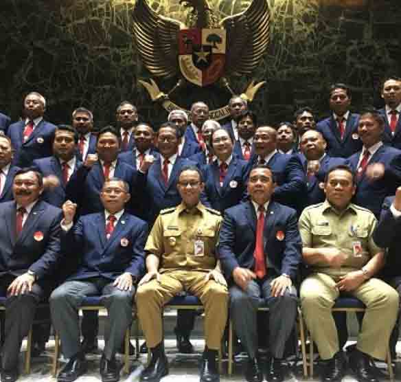 Gubernur Kukuhkan Pengurus KONI DKI Jakarta Periode 2017-2012