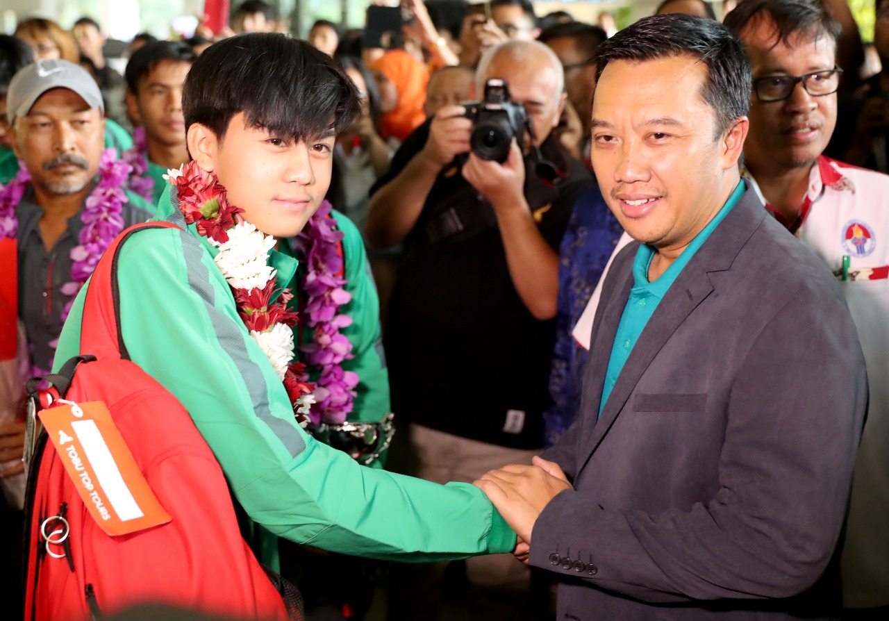 Cara Menpora Imam Nahrawi Hargai dan Semangati Atlet Berprestasi