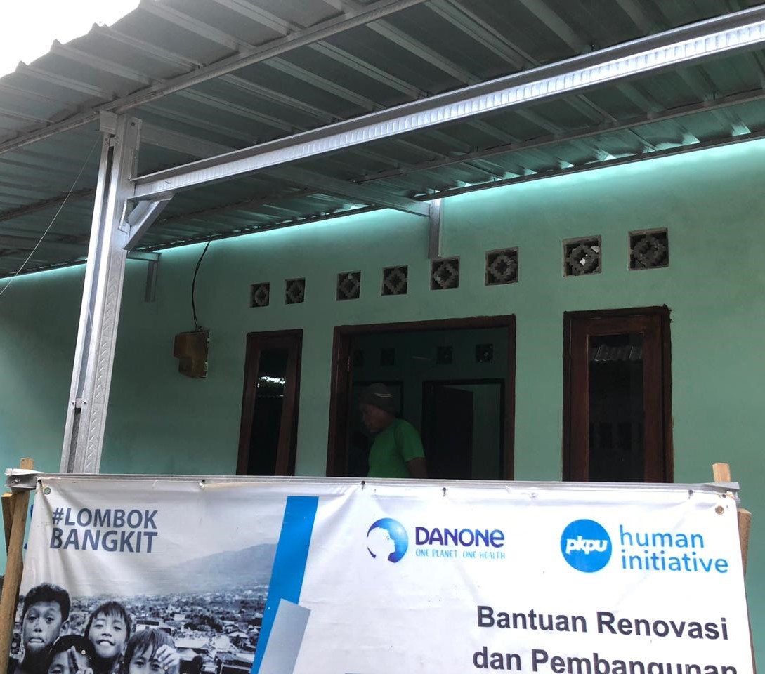 Danone Bantu Korban Gempa Lombok Melalui Program WASH dan Renovasi Rumah