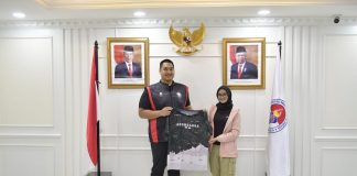 Menpora Dito Dukung Khansa Syahlaa Kibarkan Merah Putih di Puncak Gunung Aconcagua Amerika Selatan