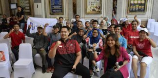 Menpora Dito Gelar Nobar Final Uber Cup 2024, Berikan Apresiasi Tim Putri Indonesia Tembus Final
