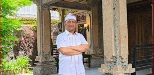 SE Gubernur Bali terkait Pembatasan Penjualan Air Kemasan Di Bawah 1 Liter Dinilai Tidak Adil Politisi I Gede Pasek Suardika