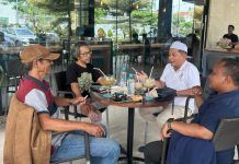 Ngopi Sore di Tunjungan, Obrolan Hangat tentang Masa Depan Jawa Timur