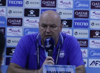 Kecewanya Bojan Hodak dengan Ulah Bobotoh Masuk Lapangan: 100 Orang Merusak Segalanya