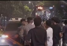 Demo Dadakan Tolak BBM Naik di Cikini, Polisi Turun Tangan