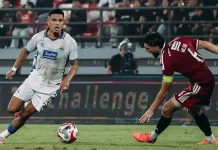 Trofi Perdana Belum Cukup, Ragnar Oratmangoen Mulai Bidik Gelar Besar Bersama Persib